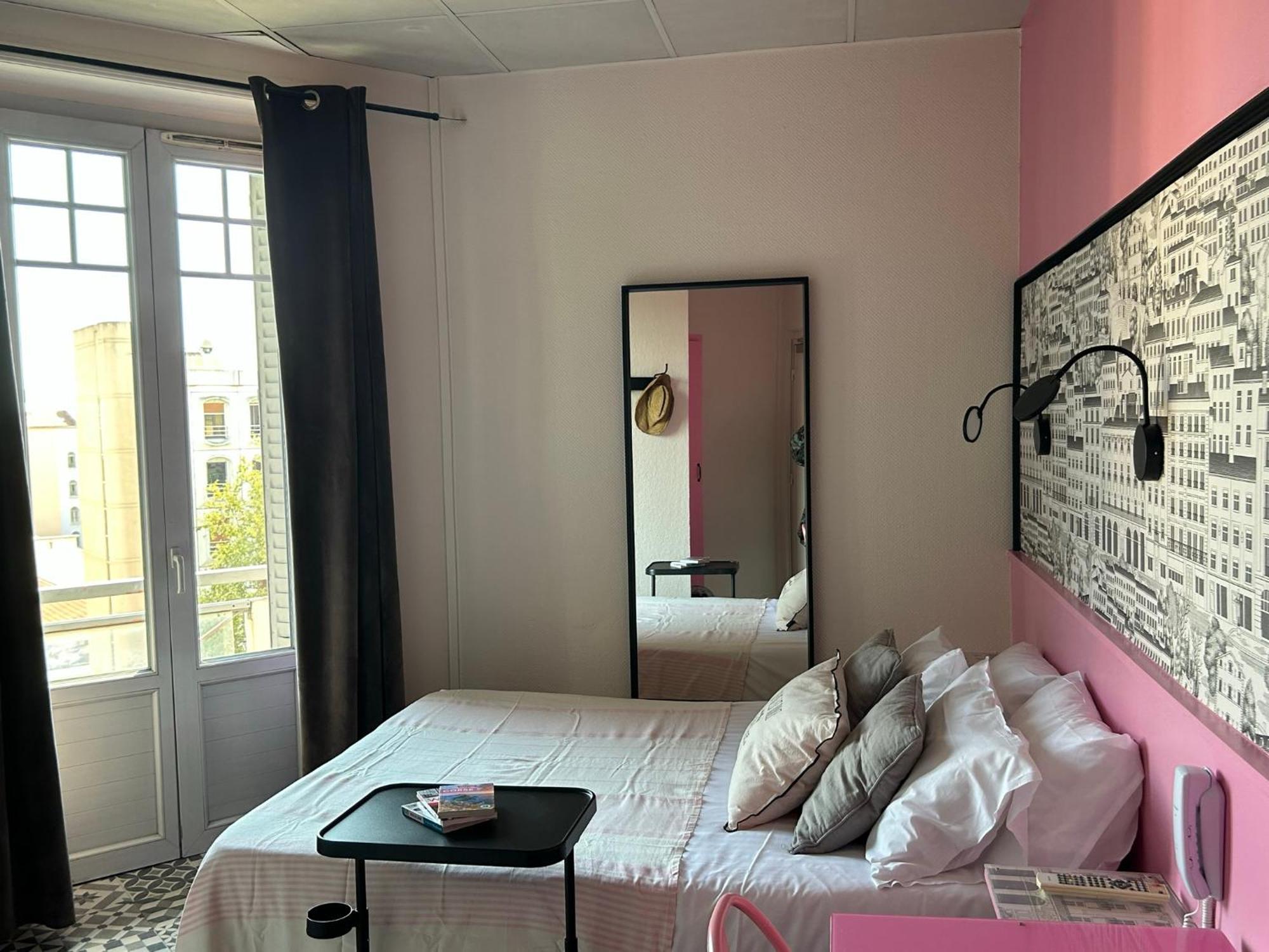 Hotel De La Croix-Rousse Lyon Eksteriør bilde